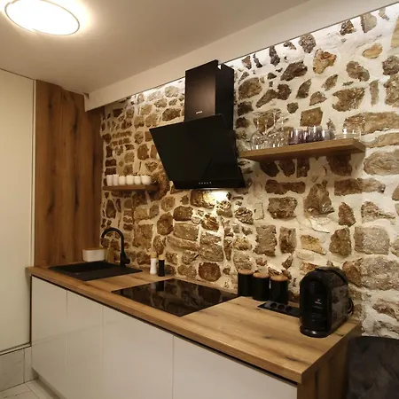 Апартаменти Centar - Mozzira *