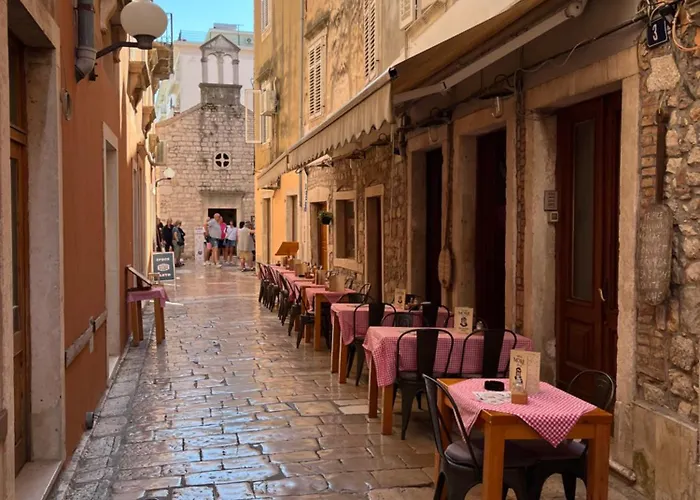 Centar - Mozzira 扎达尔